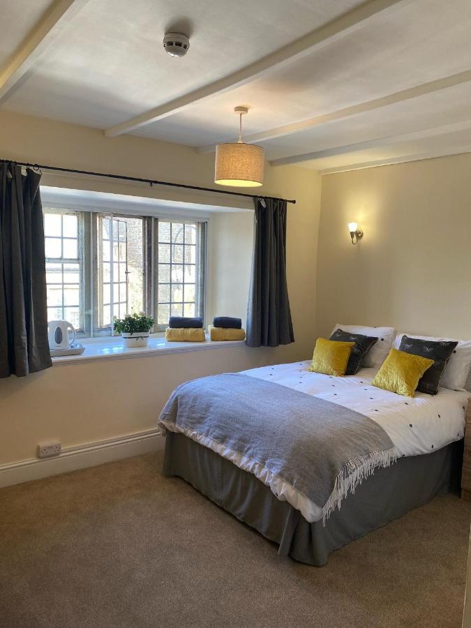 The Fleur-De-Lis Hotel Chiselborough Bagian luar foto